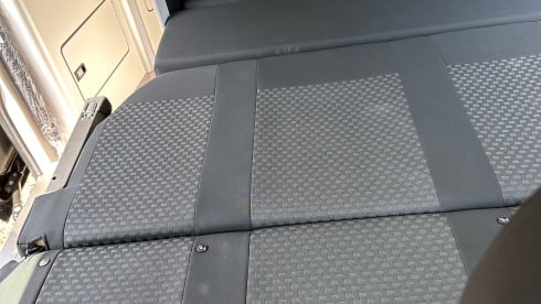 Daffy – 4 berth Ford Nugget Plus campervan from 2022