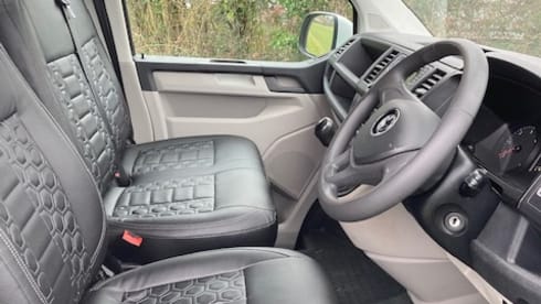 Dave – VW 4-Bett-Wohnmobil mit Markise und D / Away-Zelt ALL INKLUSIVE PREIS