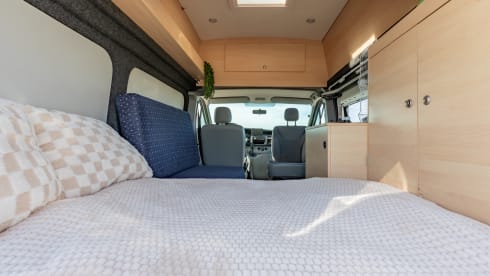 Nice compact camper van from 2010