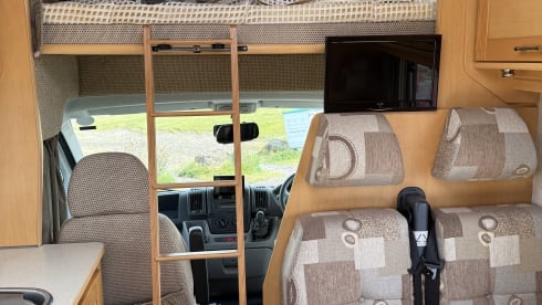 Margo – 6 berth Peugeot integrated from 2010
