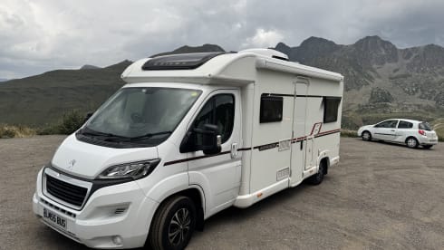 Bailey Bus – 6 berth Bailey Advanced II 2019 - Insurance Included