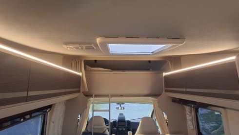 Seal 50 – Family camper with 6 fixed beds