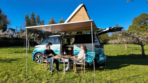 FLO – "FLO" the Climate Camper - A Fully Electric VW ID Buzz Campervan