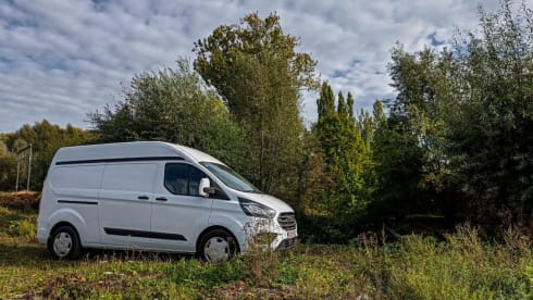 Converted Ford Transit Custom L2H2