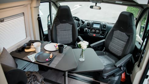 Goditi la tua libertà nel nostro nuovissimo camper ADRIA.