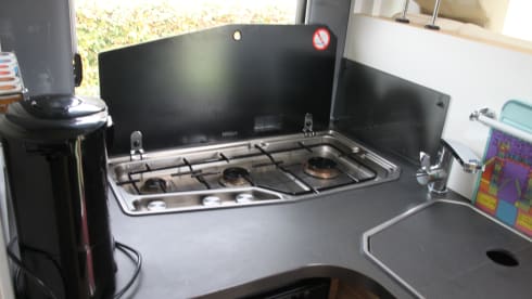 Luxuriöser Adria Matrix Familiencamper mit automatischem Niveausystem