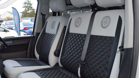 4 berth Volkswagen bus from 2018