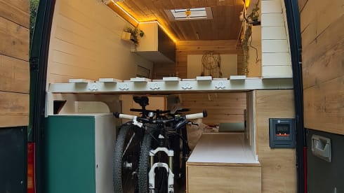 't buske! – Practical multifunctional motorhome for 2 people