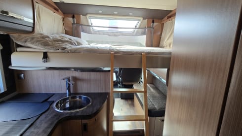 Broem – 4p Knaus semi-integrated uit 2017