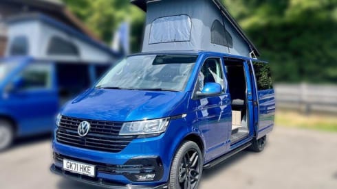(VW003) 2022 AUTO 'Rebellion' VW Camper Van Sleeps 2 Adults + 2 children