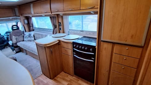 Bornfree  – 2 berth Peugeot bus from 2004