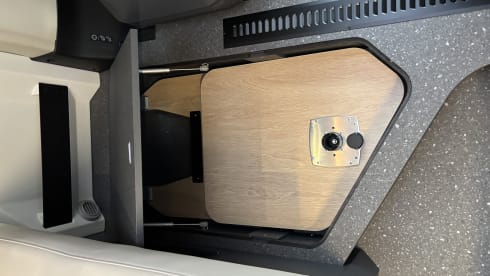 Adria Twin 640 SGX E AUTOMATIC