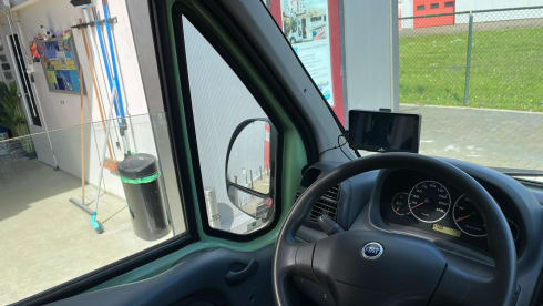 Possl bus camper with many free extras