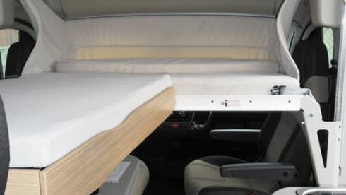 Bob – MAXIVAN KNAUS BOXLIFE 4 Real beds / 2 interior bedrooms