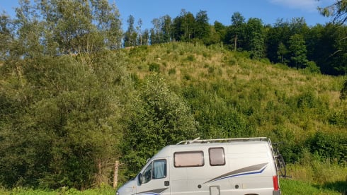 Completely self-sufficient camper van