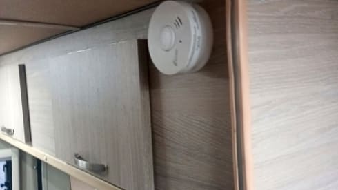 Rollerteam – Citroën-Wohnmobil mit 2 Schlafplätzen aus dem Jahr 2020