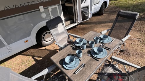 Wayfarer – 5p McLouis semi-integrated from 2025