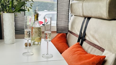 The memory maker  – Stilvolles Benimar Mileo mit 4 Schlafplätzen, kostenloses WLAN, flexible Abholung/Rückgabe