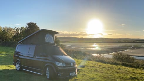 Bentley  – Gorgeous Blackberry VW T6 Campervan with Starlight Ceiling 