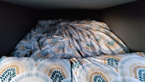 Volkswagen Multivan Camper 4 Person