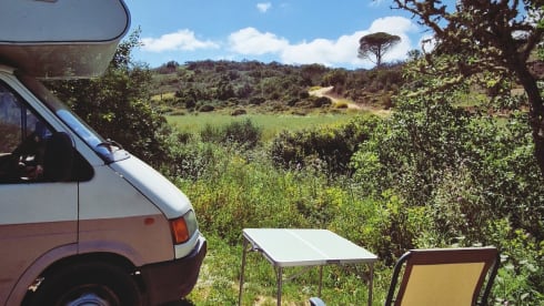 Camper Lua – 5p Ford alcove uit 1999