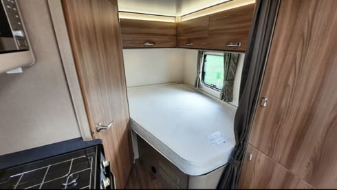 Swift Edge 464 XTW – Up to 4 berth Swift Edge XTW