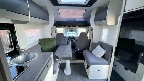 2p Chausson semi-integrated uit 2023