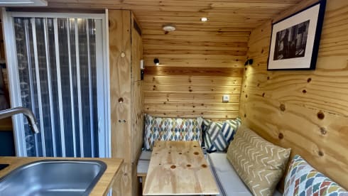 Vanessa  – 2p Mercedes-Benz campervan from 2013