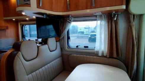Beautiful 4p Hymer 654 