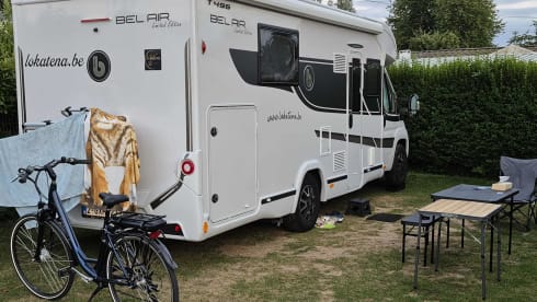 Lokatena – New Benimar Bel Air, semi-integrated with 5 seats and 5 beds