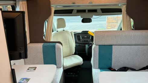 Eze – HR Adventures - Rimor Kilig 9 - 6 berth, 6 seat belt Motorhome