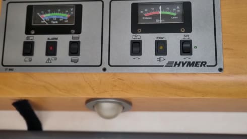 Foxy Adventure – 4p Hymer integrated from 2002 with many extras