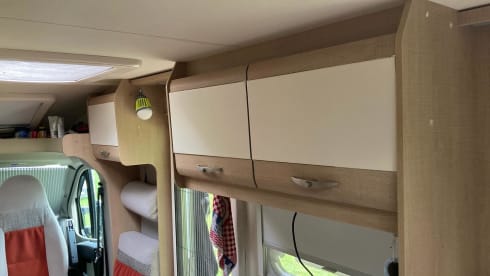 Ons Bonbonnetje – 2p Bürstner semi-integrated uit 2013