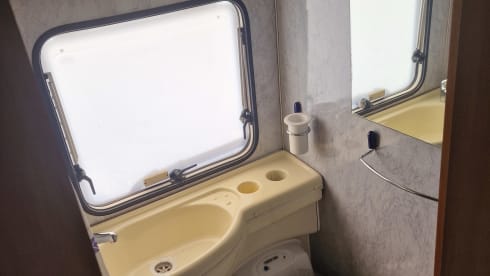 Gian Carlo vannucci – Camper seats 7