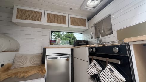 Dolly – 3p Peugeot bus uit 2013