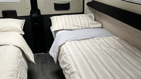 Lola – 2 berth Autotrail campervan