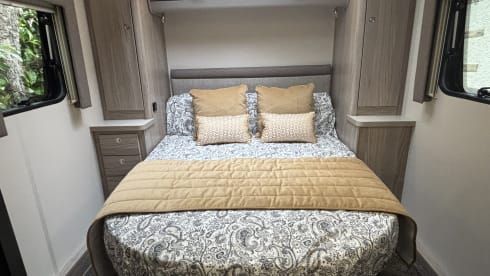 The Fantastic 150 Evolution – 4 berth Luxury Motorhome, Great Spec