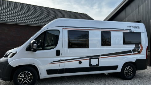 6 Weinsberg 600 Fire buscamper 2025 automatic