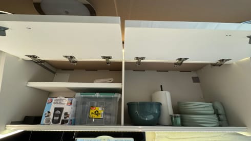 Mobilynn – Splinternieuwe McLouis Carat integraal 870 (4p)