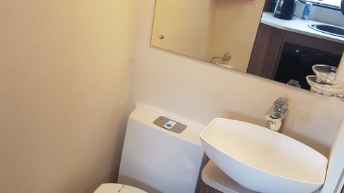 Loulou – 4 berth Lunar semi-integrated from 2020