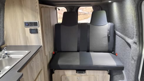 FM21 – 4 berth Ford campervan from 2021