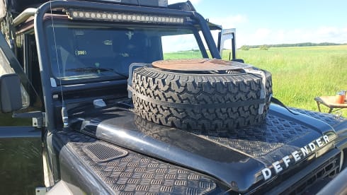 2p Land Rover rooftop from 2001