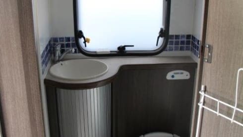 Very spacious and cozy 7-person family camper with air conditioning