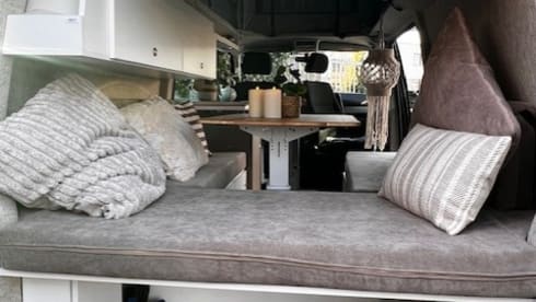 Holivan – 2p Volkswagen other from 2017