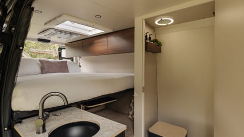 Comfort Double Camper – NEW 3p custom built Mercedes campervan from 2024