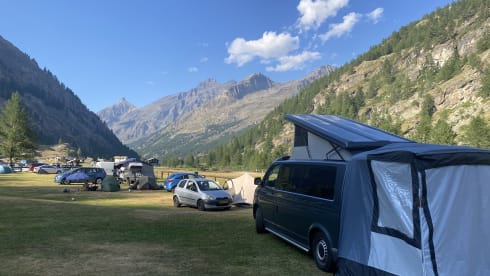 VanJet – 4p Volkswagen campervan from 2010