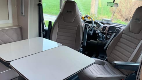 4p McLouis semi-integrated uit 2020