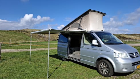Lizzy – 4p Volkswagen bus from 2007