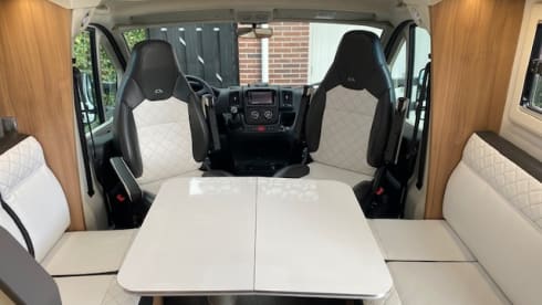 . – Luxury complete Adria semi-integrated camper