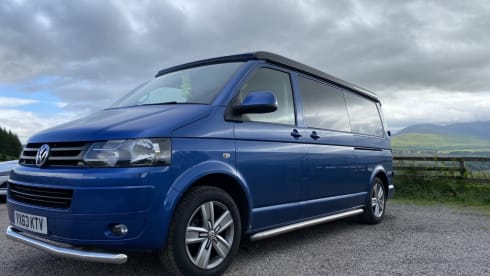 Blu – VW campervan INC FULL INSURANCE !!